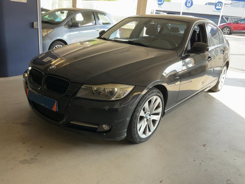 BMW 3er 316d Première 2010 – снимка 1