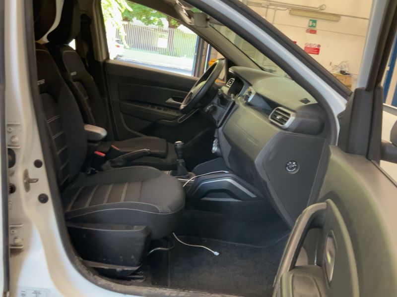 Dacia Duster 1.0 TCe LPG Journey Up 2023 – снимка 16