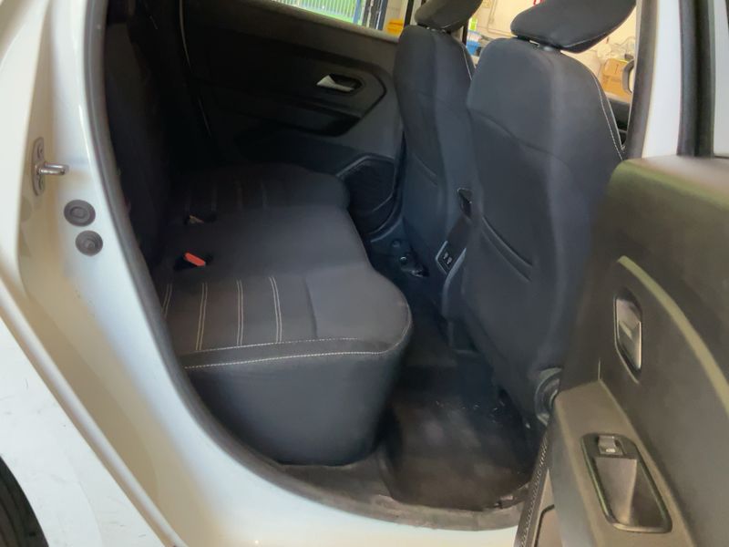Dacia Duster 1.0 TCe LPG Journey Up 2023 – снимка 19