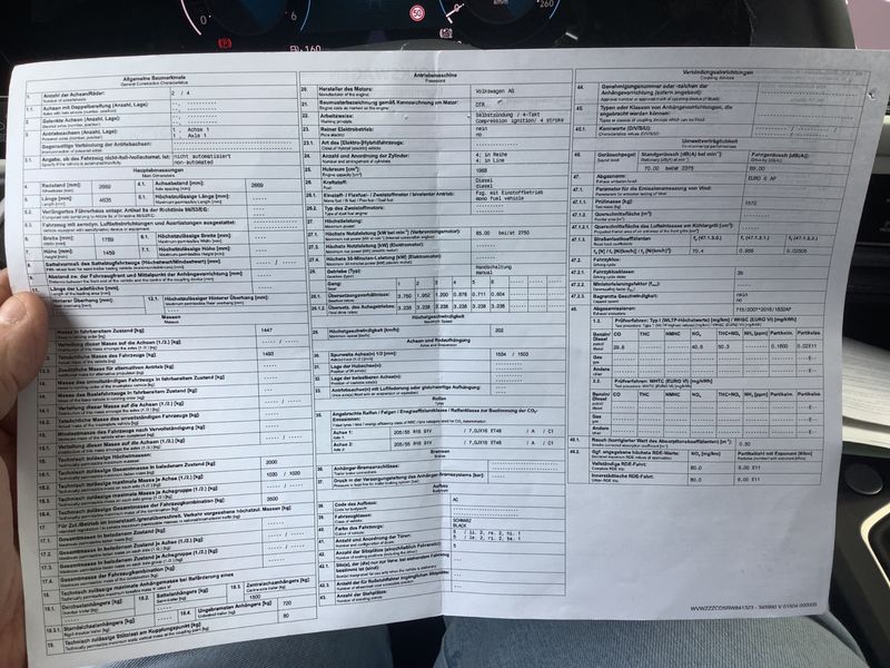 Volkswagen Golf VIII 2.0 TDI Life 2024 – снимка 27