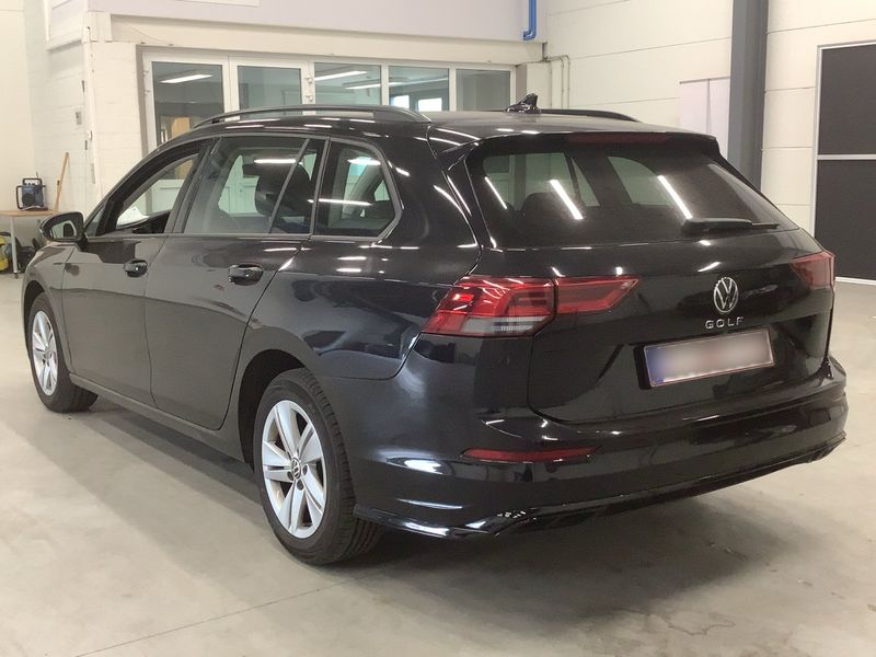 Volkswagen Golf VIII 2.0 TDI Life 2024 – снимка на щета 6