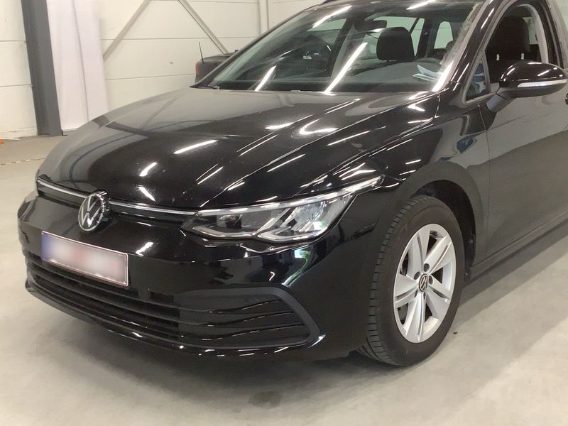 Volkswagen Golf VIII 2.0 TDI Life 2024 – снимка 2