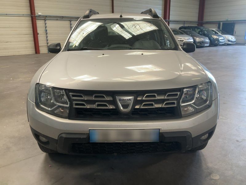 Dacia Duster 1.5 dCi Laureate 4x2 2015 – снимка 14