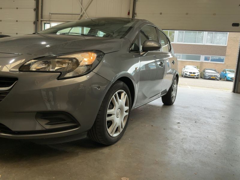 Opel Corsa 1.4 Edition 2016 – снимка 2