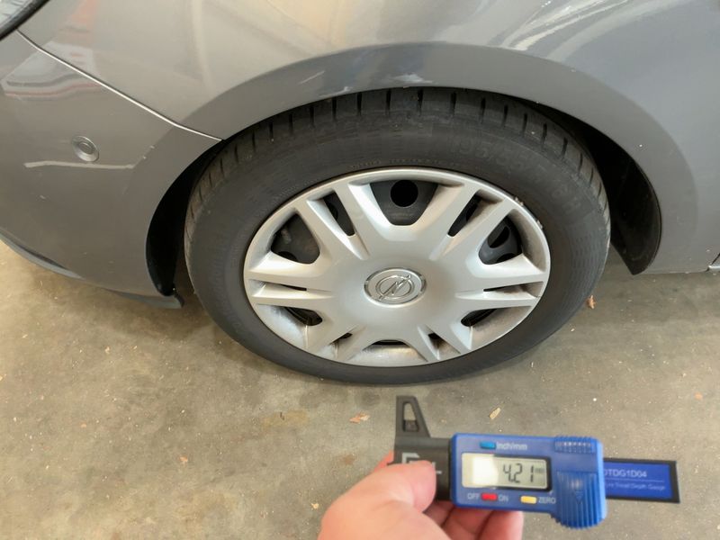 Opel Corsa 1.4 Edition 2016 – снимка 3