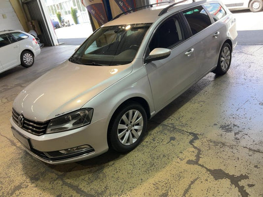 Volkswagen Passat 2.0 TDI Comfortline BlueMotion Tech 2014 – снимка 1