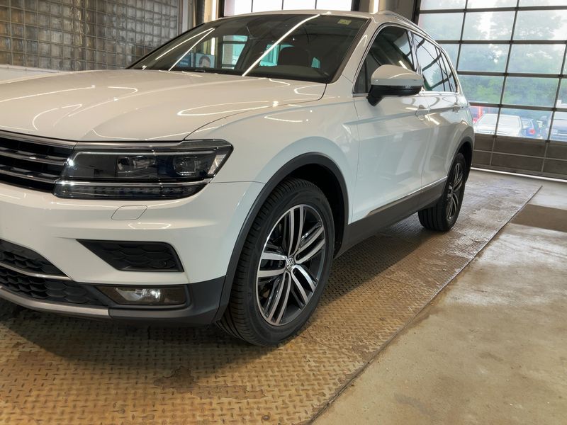 Volkswagen Tiguan 2.0 TDI Highline 4Motion BlueMotion Tech 2018 – снимка 2