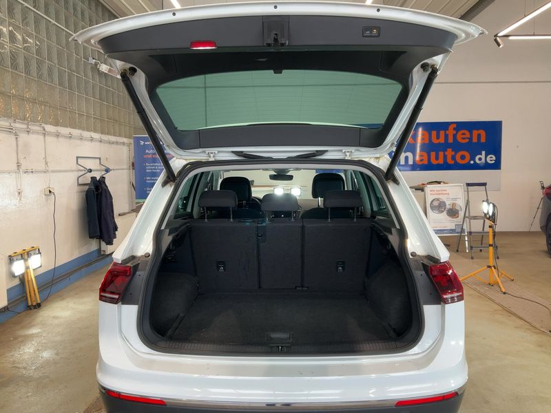 Volkswagen Tiguan 2.0 TDI Highline 4Motion BlueMotion Tech 2018 – снимка 15
