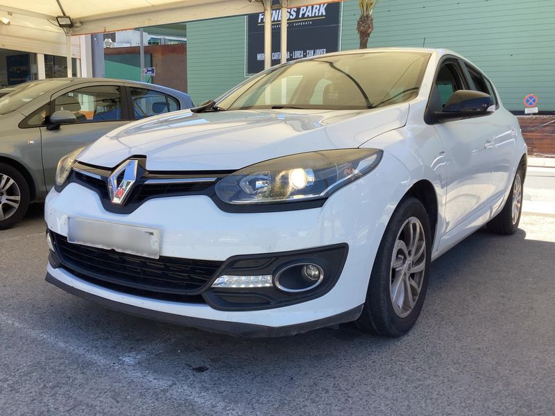 Renault Megane 1.5 dCi Limited 2015 – снимка 2