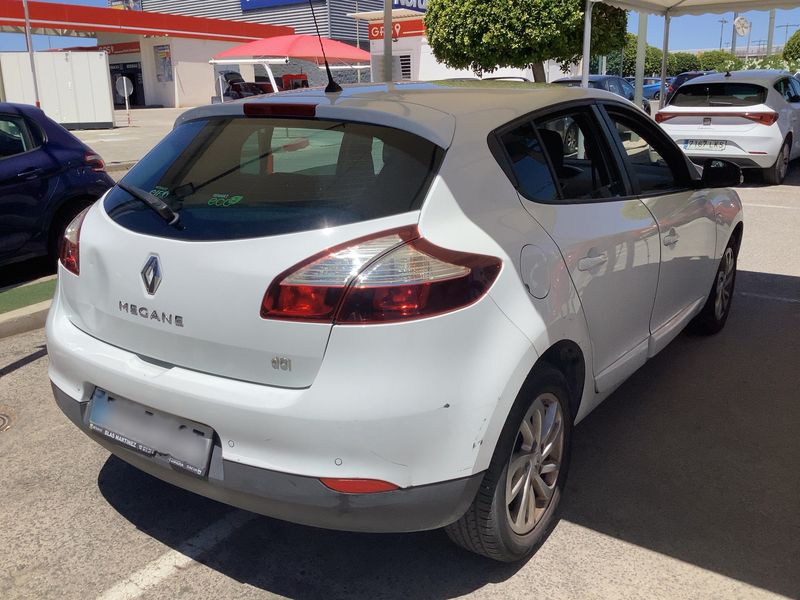 Renault Megane 1.5 dCi Limited 2015 – снимка 8