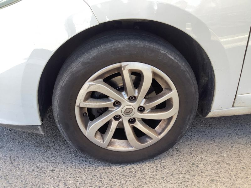 Renault Megane 1.5 dCi Limited 2015 – снимка 3