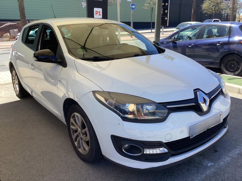 Renault Megane 1.5 dCi Limited 2015 – снимка 12