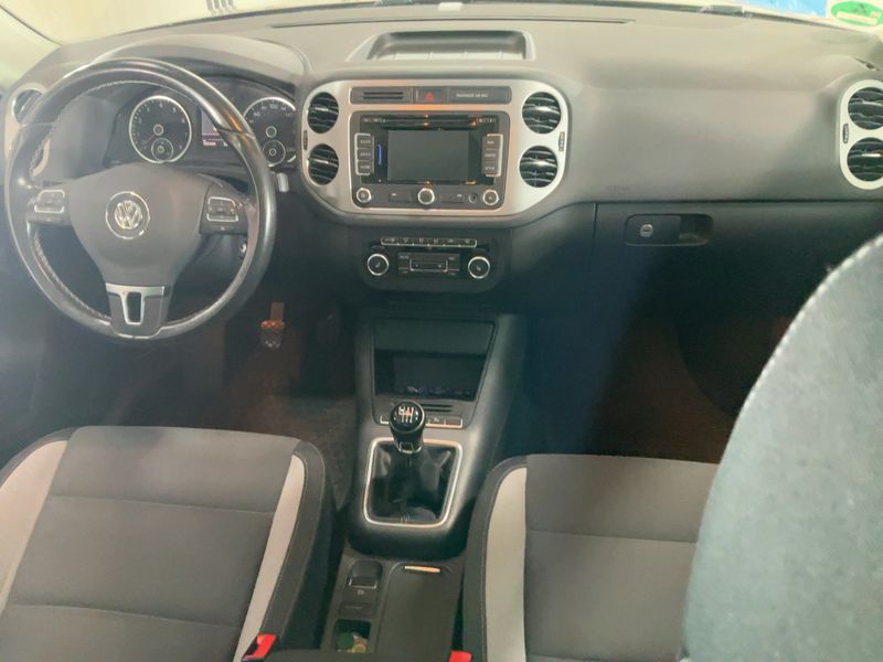 Volkswagen Tiguan 1.4 TSI Life BlueMotion Tech 2013 – снимка 17
