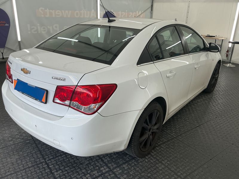 Chevrolet Cruze 2.0 Diesel LTZ 2013 – снимка 2