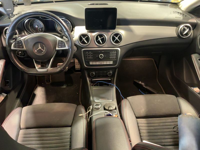 Mercedes-Benz CLA-Klasse CLA 200 d AMG Line 2018 – снимка 17