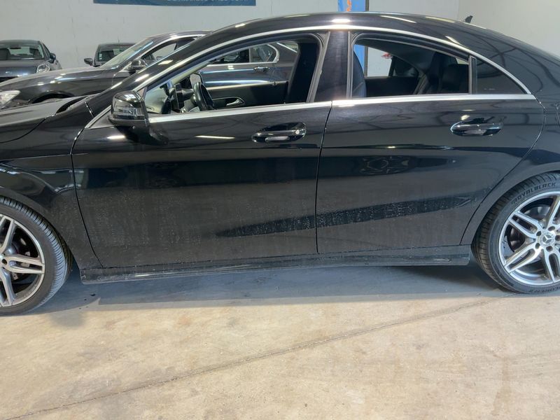 Mercedes-Benz CLA-Klasse CLA 200 d AMG Line 2018 – снимка 4