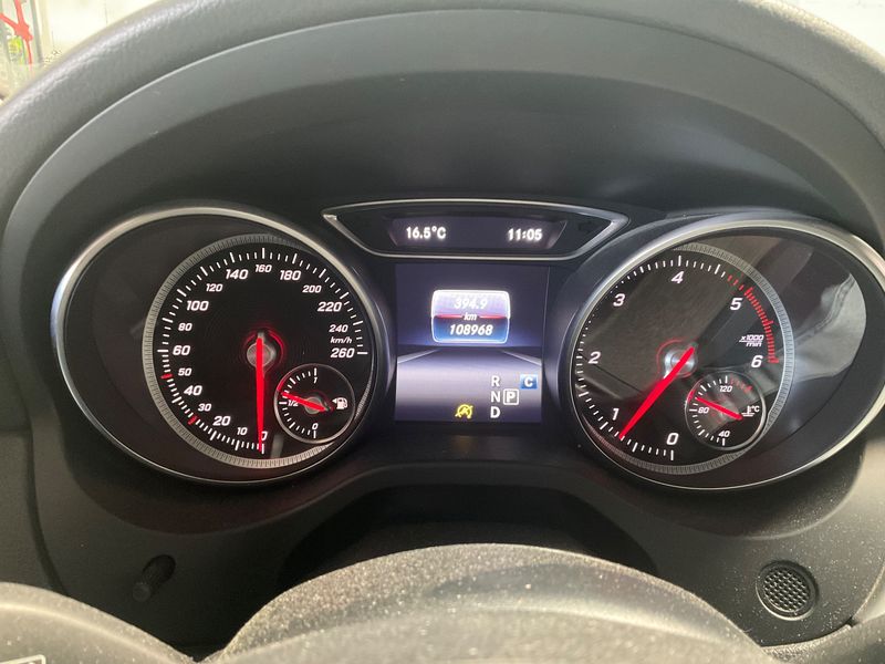 Mercedes-Benz CLA-Klasse CLA 200 d AMG Line 2018 – снимка 18