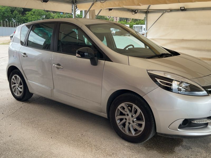 Renault Scenic 1.5 dCi Limited 2016 – снимка 12