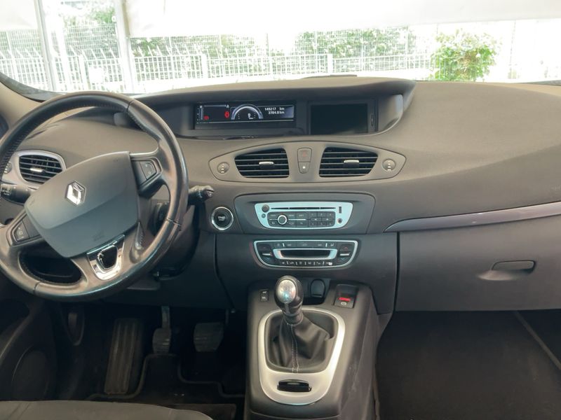Renault Scenic 1.5 dCi Limited 2016 – снимка 17