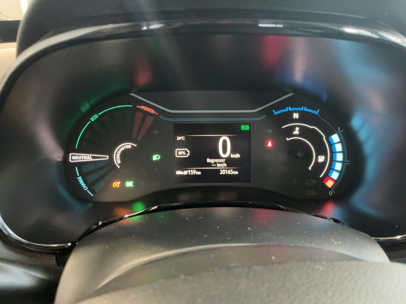 Dacia Spring electric drive 33 kW Comfort Plus 2022 – снимка 18