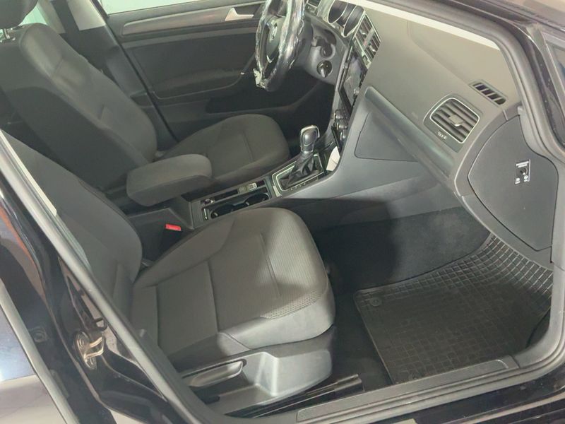 Volkswagen Golf VII 1.6 TDI Comfortline BlueMotion Tech 2017 – снимка 16