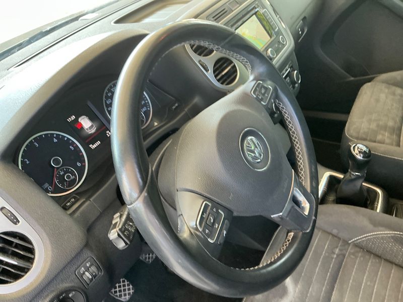 Volkswagen Tiguan 2.0 TDI Cup 4Motion BlueMotion Tech 2014 – снимка 23