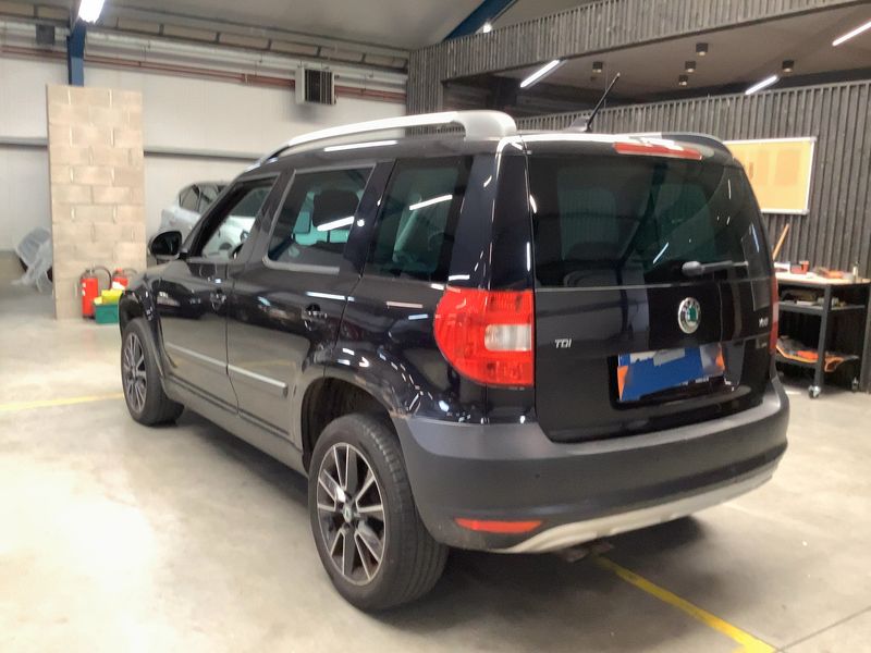Skoda Yeti 2.0 TDI Ambition 2012 – снимка 6