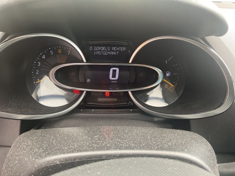 Renault Clio 0.9 Energy Graphite 2015 – снимка 4