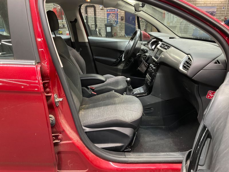 Citroen C3 1.2 e-VTi Selection 2016 – снимка 3