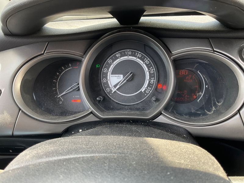 Citroen C3 1.2 e-VTi Selection 2016 – снимка 4