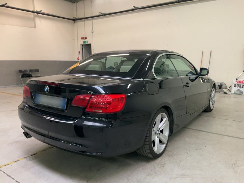 BMW 3er 325d 2010 – снимка 8