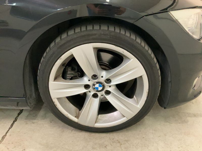 BMW 3er 325d 2010 – снимка 11