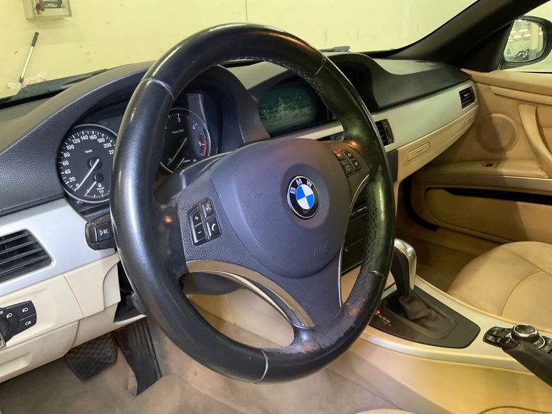 BMW 3er 325d 2010 – снимка 22