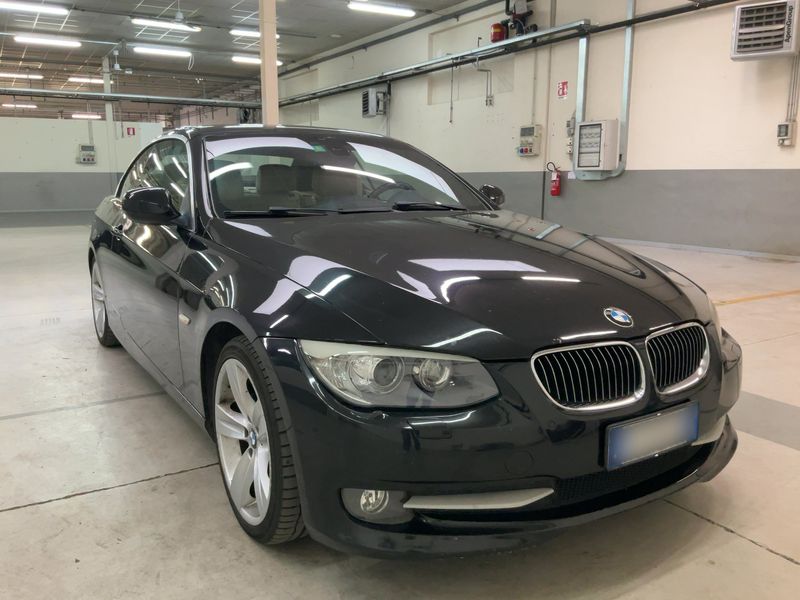 BMW 3er 325d 2010 – снимка 12