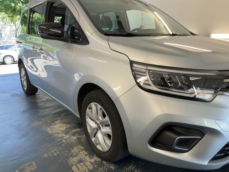 Renault Kangoo 1.3 TCe Techno 2023 – снимка 12