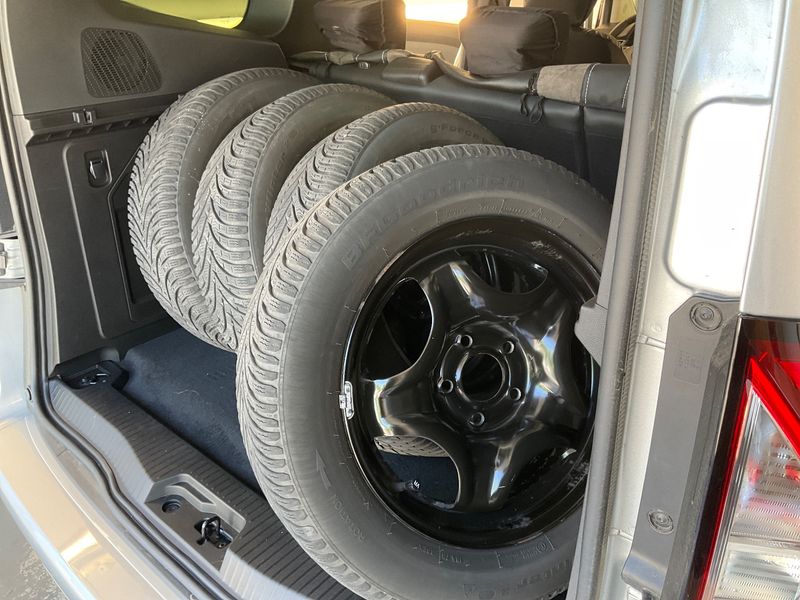 Renault Kangoo 1.3 TCe Techno 2023 – снимка 15