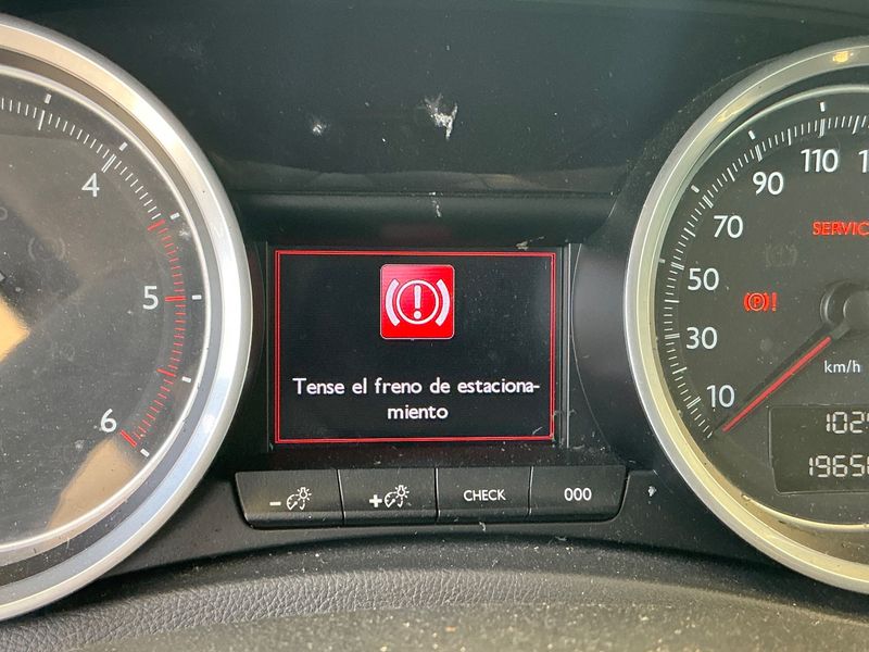 Peugeot 508 2.0 HDi Allure 2011 – снимка 27