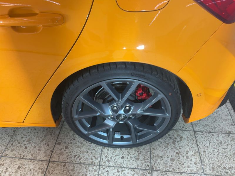 Ford Focus 2.3 EcoBoost ST 2021 – снимка 5