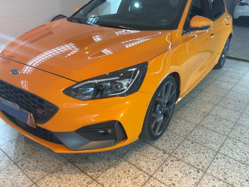 Ford Focus 2.3 EcoBoost ST 2021 – снимка 2