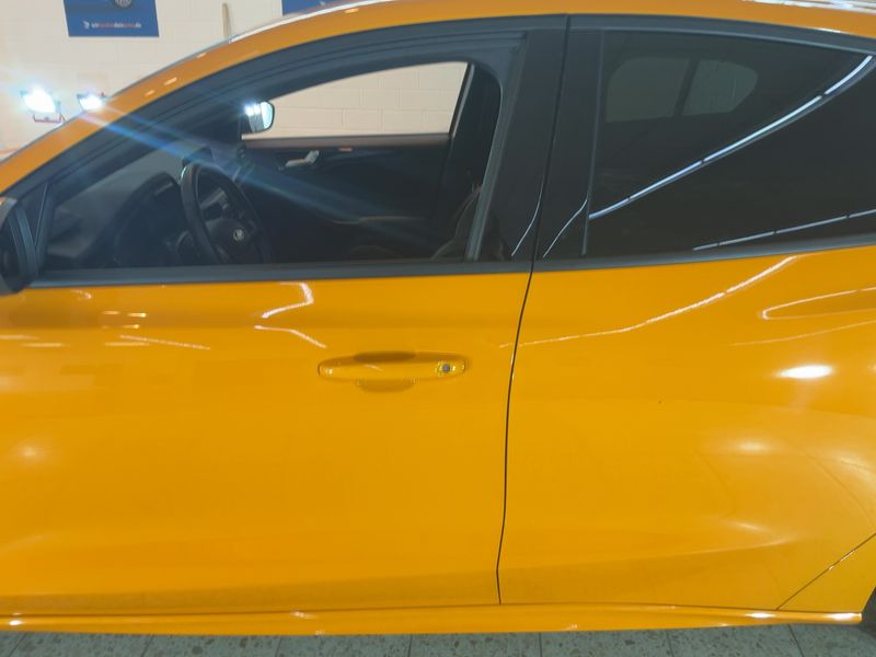 Ford Focus 2.3 EcoBoost ST 2021 – снимка 4