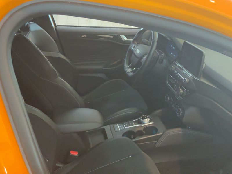 Ford Focus 2.3 EcoBoost ST 2021 – снимка 17