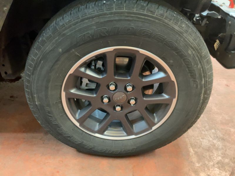 Jeep Gladiator 3.0 CRD Overland 4WD 2022 – снимка 11
