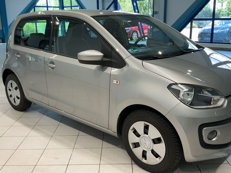 Volkswagen up! 1.0 High up! 2014 – снимка 12
