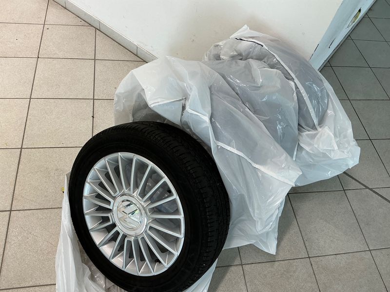 Volkswagen up! 1.0 High up! 2014 – снимка 15