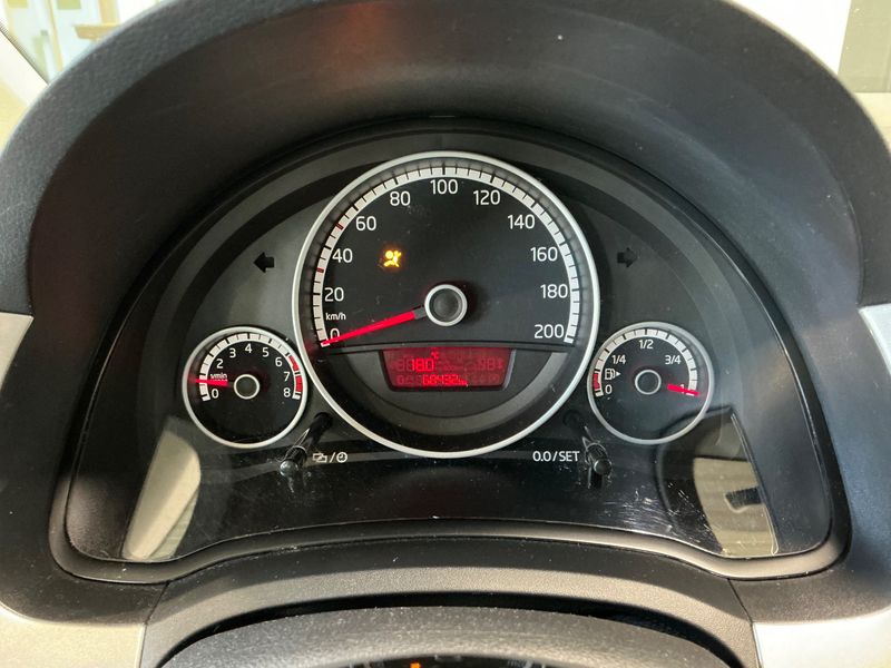 Volkswagen up! 1.0 High up! 2014 – снимка 19