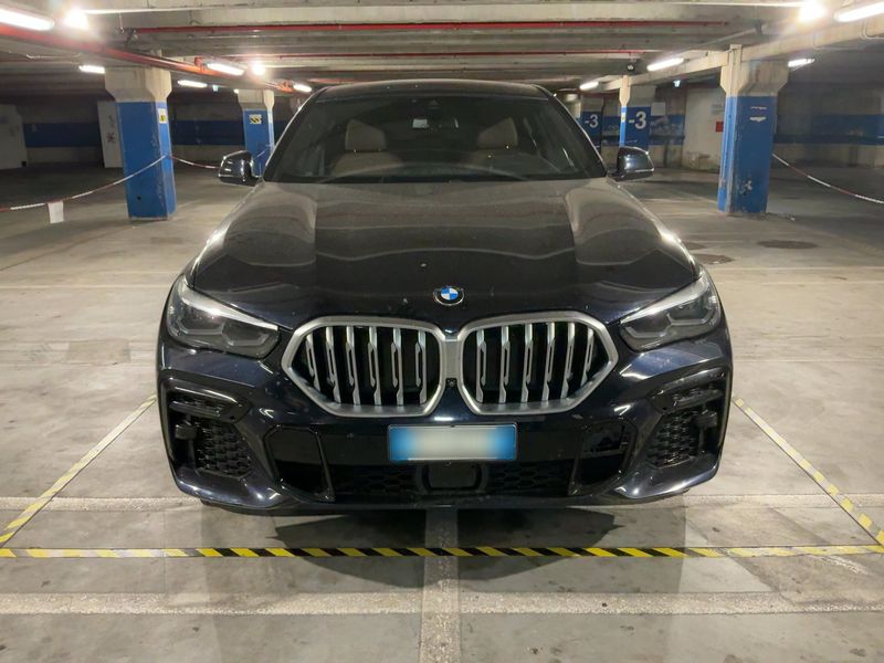BMW X6 xDrive 30d Mild-Hybrid M Sport 2022 – снимка 9
