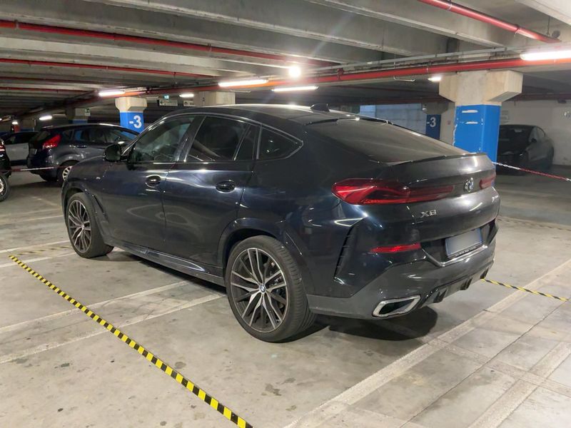 BMW X6 xDrive 30d Mild-Hybrid M Sport 2022 – снимка на щета