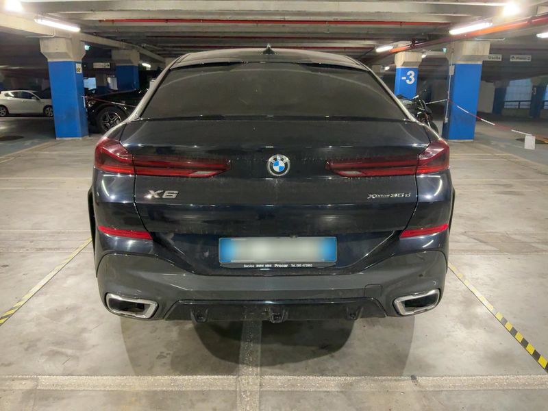 BMW X6 xDrive 30d Mild-Hybrid M Sport 2022 – снимка на щета