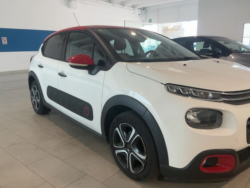 Citroen C3 1.2 PureTech Shine 2017 – снимка 12