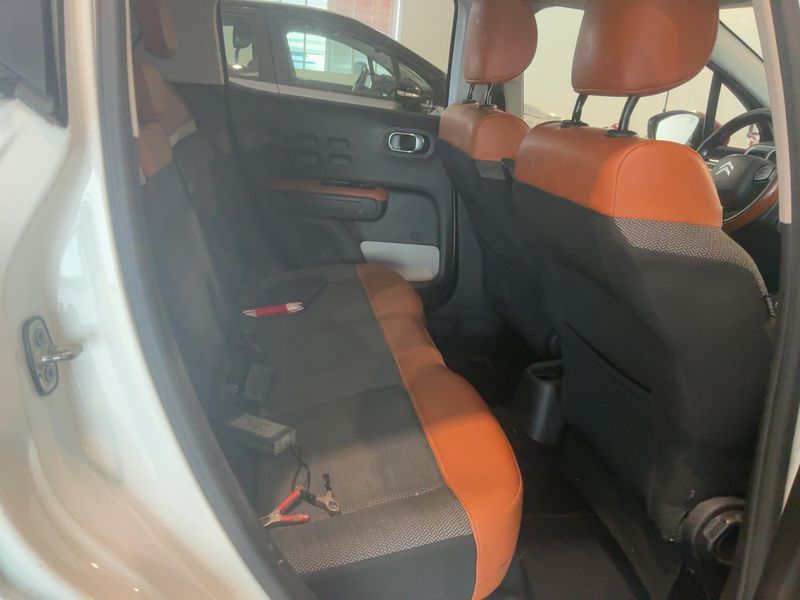 Citroen C3 1.2 PureTech Shine 2017 – снимка 19